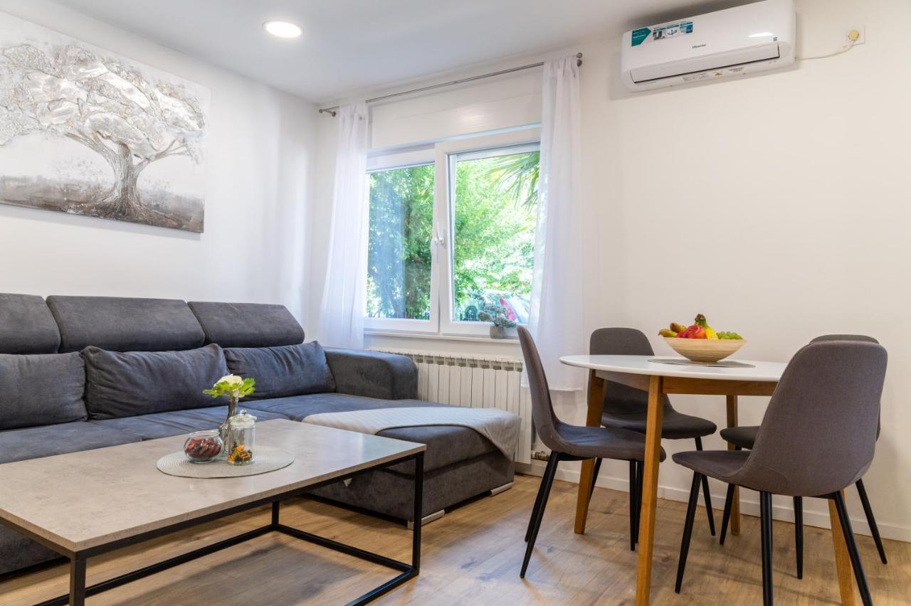 Kuca Za Odmor Palma Apartment Zagreb Ngoại thất bức ảnh